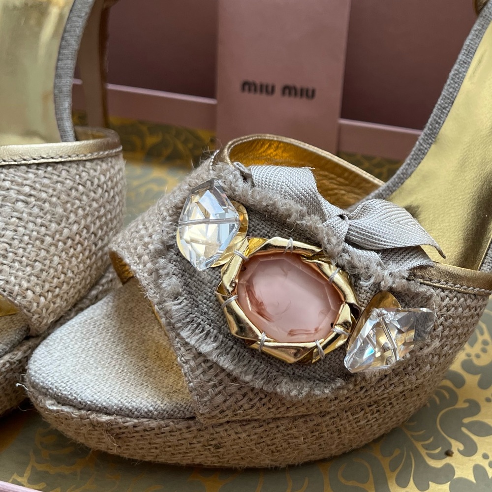 Vintage Miu Miu heels - Picture 3 of 11